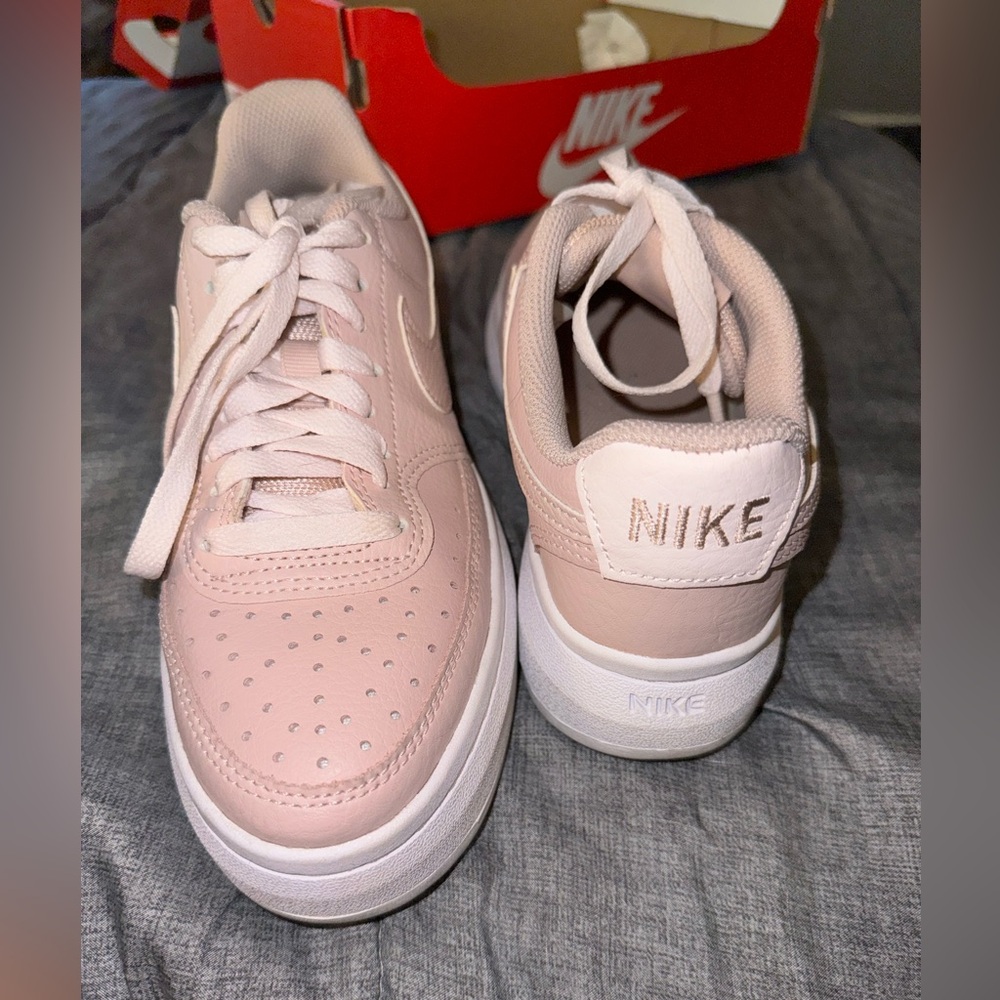 W NIKE COURT VISION ALTA LTA